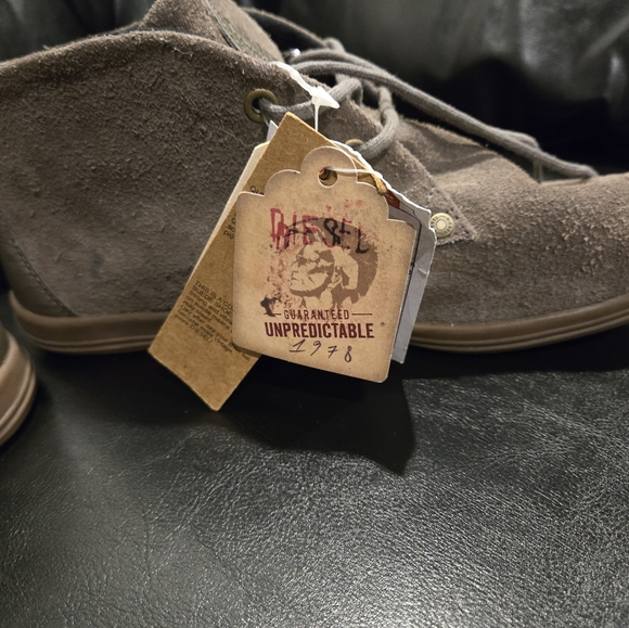 Vintage brand new Diesel shoes - Picture 4 of 7